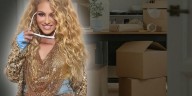 Desalojan a Paulina Rubio de su mansión