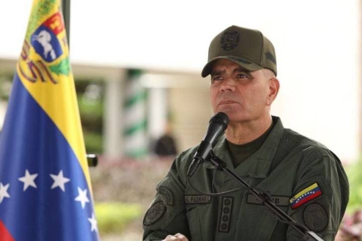 Ministro Padrino López denuncia un "repliegue estratégico" de EEUU para cerrar el Caribe
