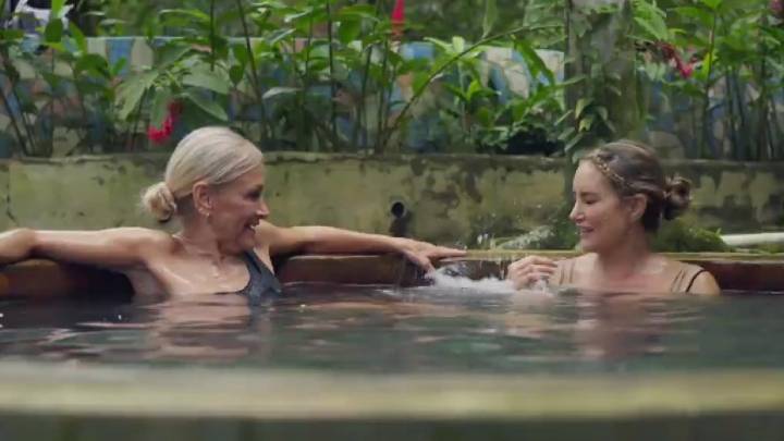 Cristina Cifuentes conmueve a Alba Carrillo con una confesión estremecedora: "Decidí que no me quería morir sola en una UCI"