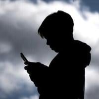 Reddit says Australia's under-16 social media ban 'legally erroneous'