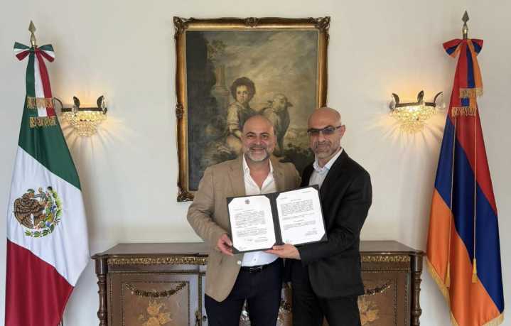 Jack Sahakian, Cónsul de Armenia en 13 entidades