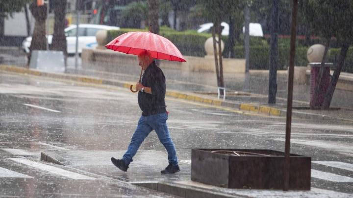 Alerta naranja por fuertes precipitaciones: Cuándo lloverá más en Valencia tras la llegada de la borrasca Emilia
