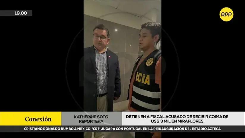 Miraflores: Policía detiene a fiscal acusado por recibir coima de 3 mil dólares en baño de centro comercial [VIDEO]