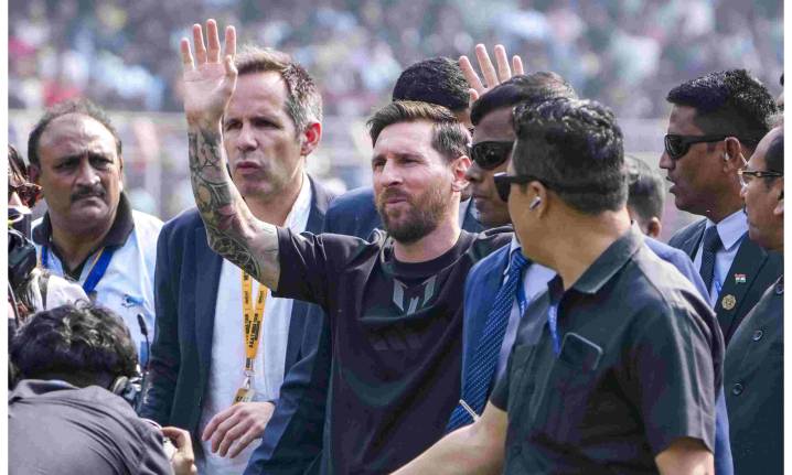 No see Messi: Football fans in Chennai spend Rs 25K to travel to Kolkata