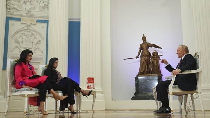 Mother Russia not for sale: The story of the statue behind Putin in Ekaterina Hall
