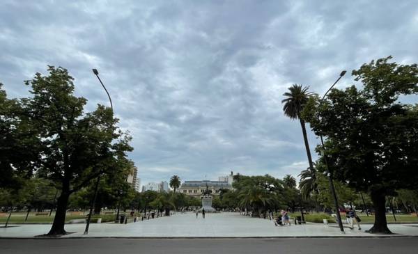 Rige el alerta "Amarillo" en La Plata por tormentas: a qué hora se esperan