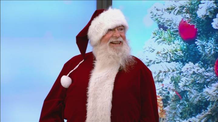 The Bakersfield Christmas Parade's Santa Claus discusses good behavior