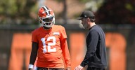 The Browns are developing Shedeur Sanders the right way