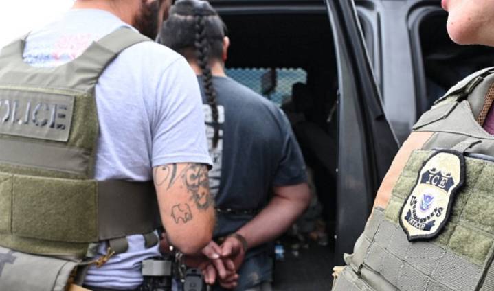 ICE detuvo a más de 75 mil personas sin historial penal