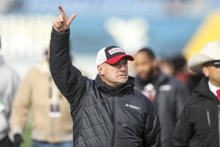 Deadspin | Reports: Texas Tech gives Joey McGuire new 7-year contract