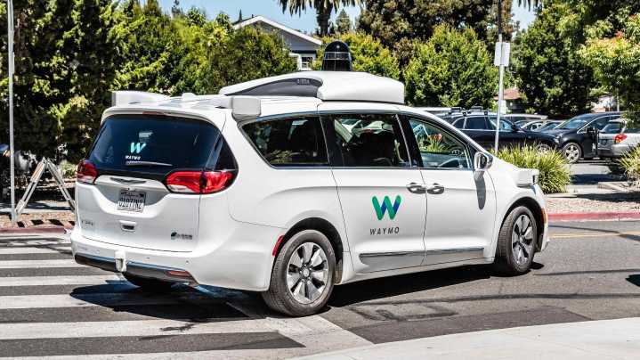 Toronto looking into allowing Waymo self