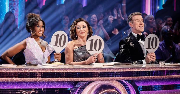 Strictly Come Dancing fans issue same complaint as judges spark 'fix' row