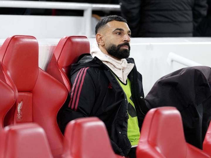 Surely you bite your lip – Michael Owen criticises Mohamed Salah outburst