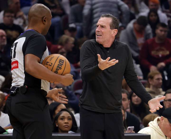 The Cavs are rewarding underperformance, but one uncomfortable decision could fix it