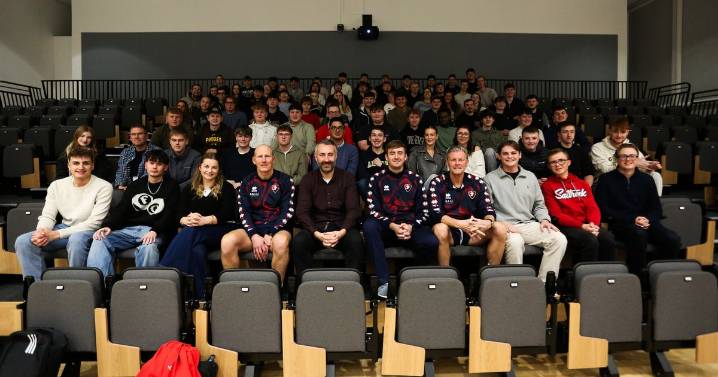 Cheltenham Town boss Steve Cotterill inspires students in return to University of Gloucestershire, 25 Years on