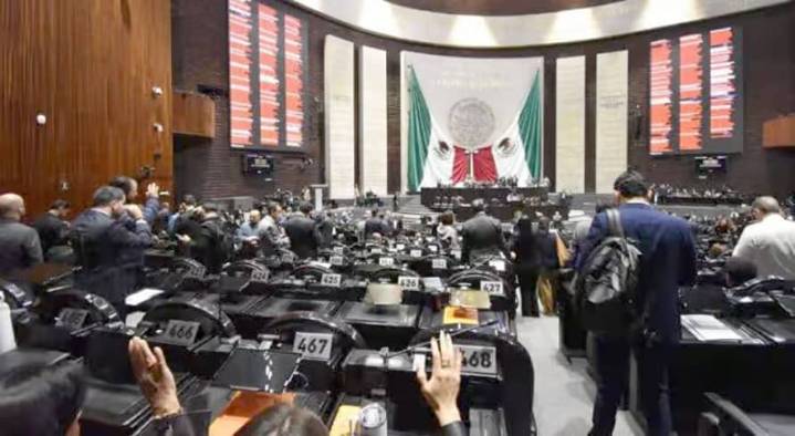 Aprueba prohibición de uso de vapeadores