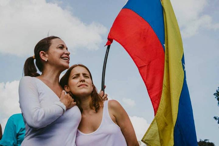 Hija de María Corina recibe el Nobel de la Paz