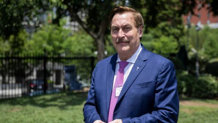 ‘MyPillow Guy’ and Trump supporter Mike Lindell says he’s running for Minnesota governor in 2026