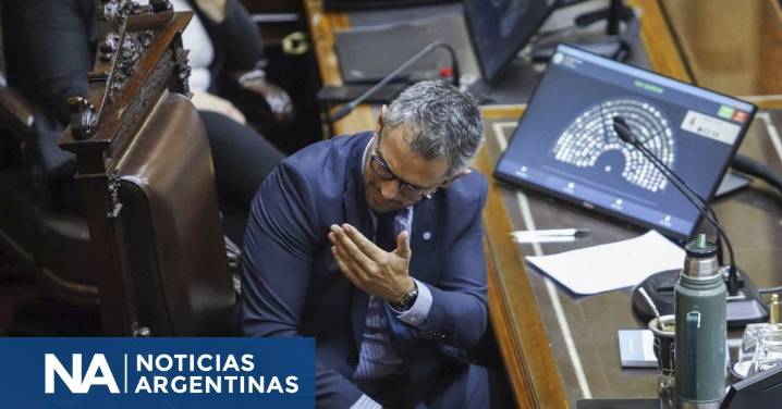 Menem loteó los lugares para las comisiones de extraordinarias y estalló la polémica con Provincias Unidas