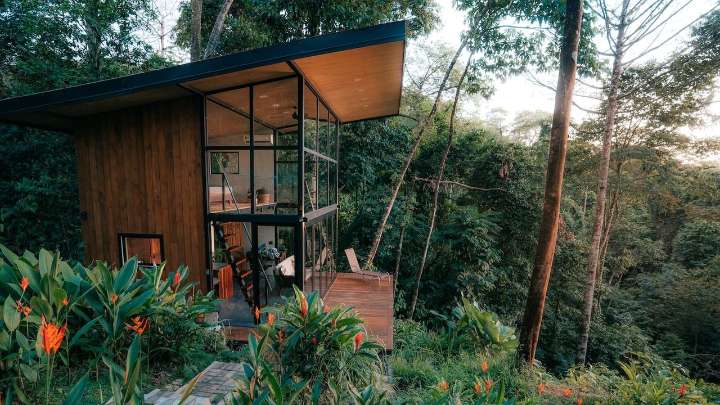 17 Best Airbnbs in Costa Rica, From a Cabin Floating in the Jungle Canopy to a Luxe Beachfront Property