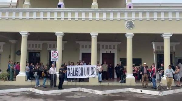 Abrirán las puertas de la Presidencia Municipal de Xalisco tras llegar a un diálogo