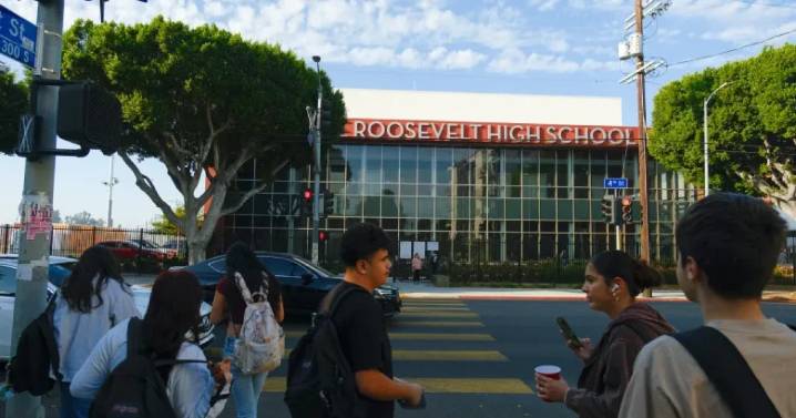 LA Unified loses students across the district as immigration sweeps intensify