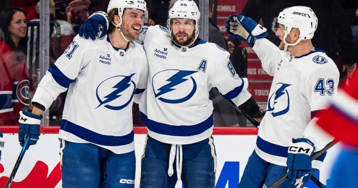 Lightning snap losing streak with dominant 6