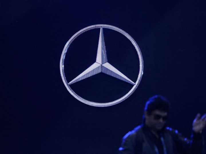Mercedes Benz anunció que reintegrará a sus clientes los impuestos internos si se derogan antes del 31 de enero