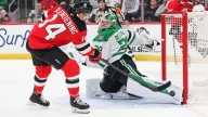 Oettinger makes 30 saves, Stars shut out Devils