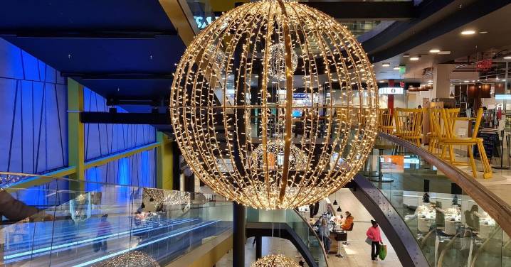 Detenido un joven en Oslo por un tiroteo en un centro comercial