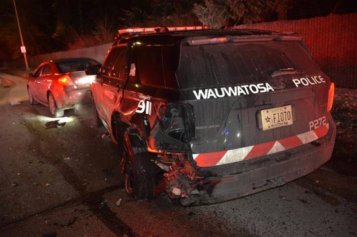 Wauwatosa police officers involved in 2 separate crashes