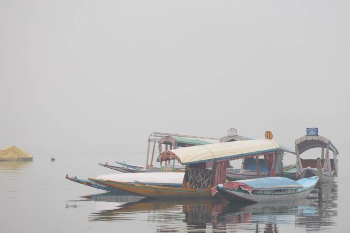 Kashmir Shivers as Mercury Dips Again; Pahalgam Coldest at