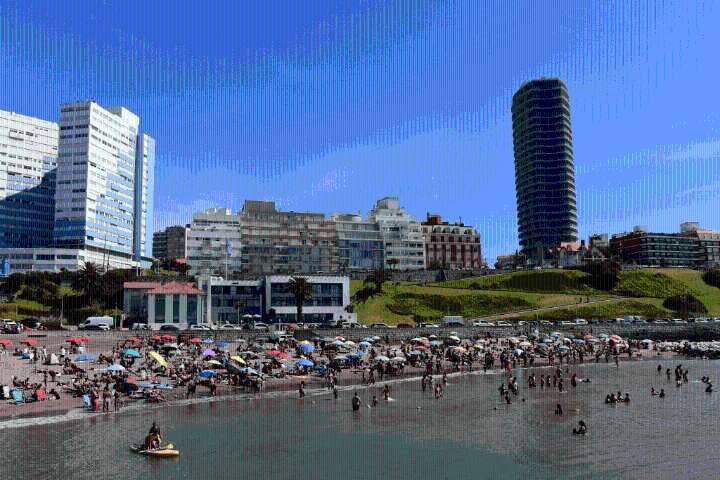 Último fin de semana largo del año: más turistas con estadías más cortas