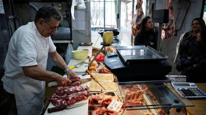 La inflación de alimentos fue de 2,8% en noviembre: los productos que subieron y los que bajaron de precio