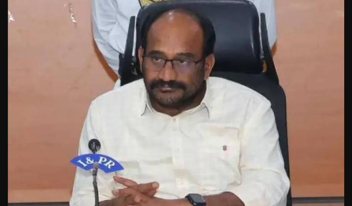 Hanamkonda additional Collector, two clerks in ACB net