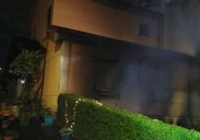 El fuego calcina dos viviendas en Ribera de Arriba y Belmonte de Miranda