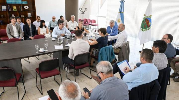 “El Gobernador tiene la visión de un futuro de San Luis sin limitaciones energéticas y de agua”