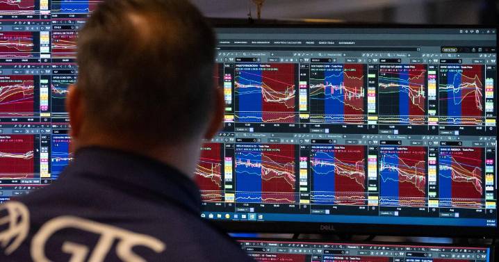 What is the 'K-shaped' economy?