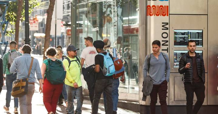 SF public transit riders can soon use credit cards for trips