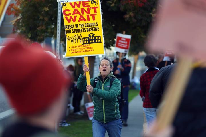 Thousands of West Contra Costa teachers, staff begin strike