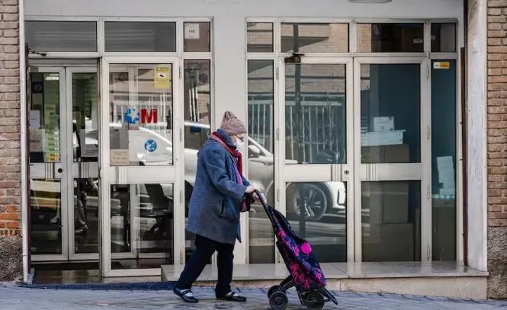 La nueva gripe K alerta a Europa: cerraron escuelas y recomiendan el uso de barbijos para evitar contagios