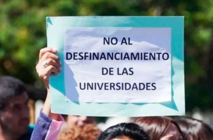 Los docentes universitarios entrerrianos realizan un paro toda esta semana