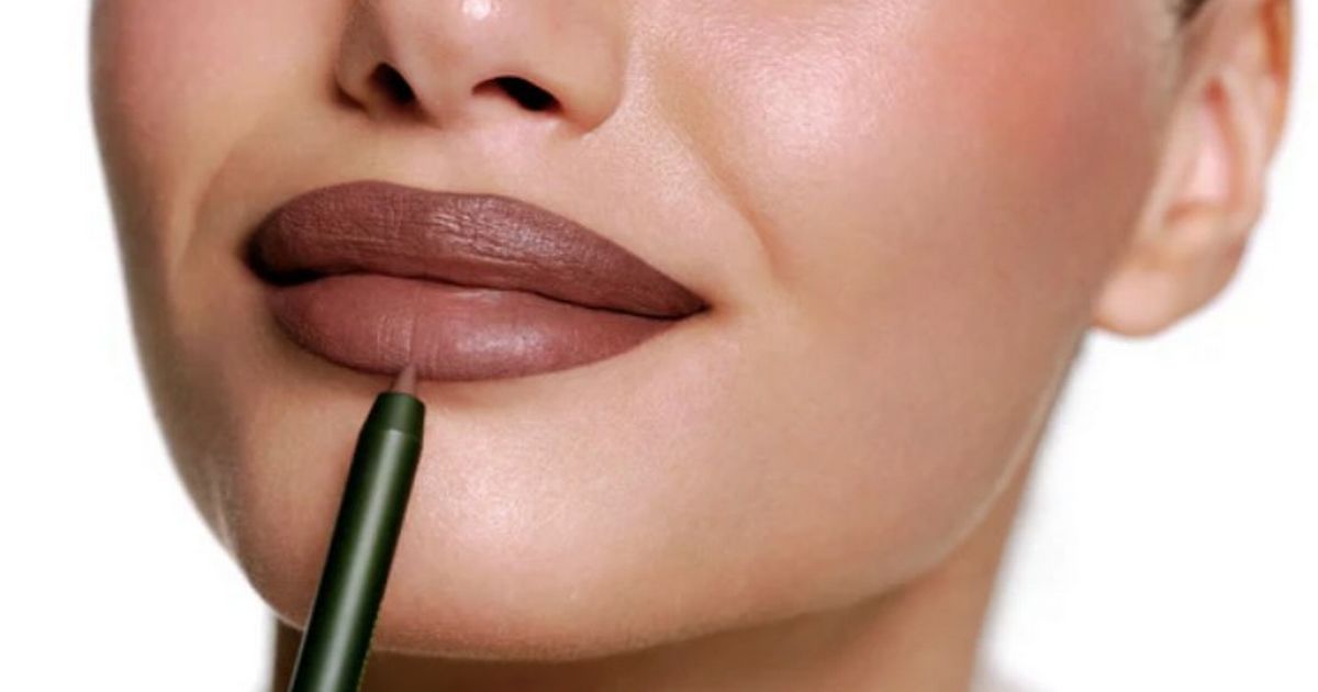 'Long-lasting' lip liner trio drops to £40 and gives shoppers chance to win Cartier bracelet