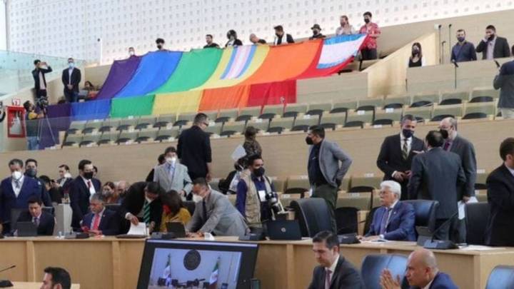 Aprueban matrimonio igualitario en Guanajuato