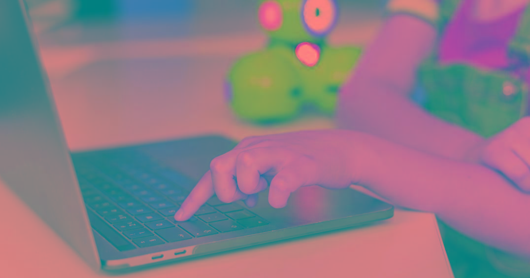 Binarios, la serie que invita a los niños a entender el mundo digital desde adentro