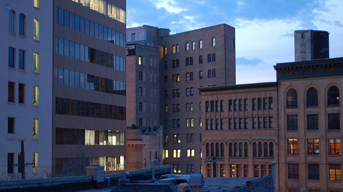 Adventurous Mennonite Couple Discovers a Whole World Beyond St. Vital Centre