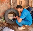Los centros de Salud de la Municipalidad trabajan en los barrios en la toma de muestras de larvas de mosquitos