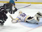 SJC Green Eagles can't 'buy a goal' in girls high school hockey