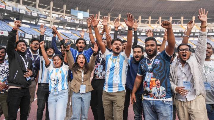 Messi mania grips Kolkata as thousands welcome Argentine icon on Saturday