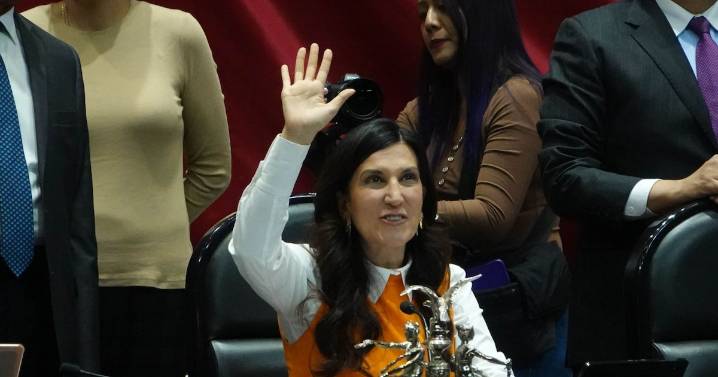 Kenia López Rabadán rechaza ‘fast track’ a la ley de aguas